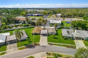 2427 Terry Ln, Sarasota, FL 34231, Sold 11/18/22