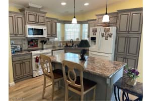 27420 Bourbonniere Dr, Bonita Springs, FL 34135, Sold 11/07/22