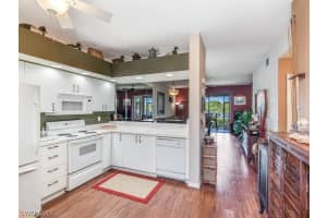 242 Newport Dr, Naples, FL 34114, Sold 12/28/22