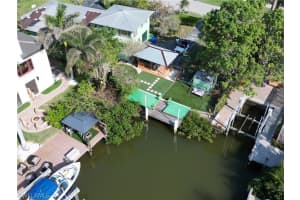 1585 Pelican Ave, Naples, FL 34102, Sold 04/21/23