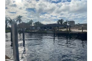 780 Cape View Dr, Fort Myers, FL 33919, Sold 01/03/23