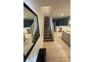 921 Hampton Cir, Naples, FL 34105, Sold 11/09/22