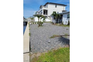 12181 Matlacha Blvd, Matlacha Isles, FL 33991, Sold 01/03/23