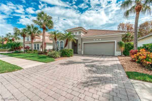 15892 Delaplata Ln, Naples, FL 34110, Sold 11/30/22