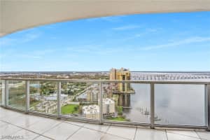 3000 Oasis Grand Blvd, Fort Myers, FL 33916, Sold 12/01/22