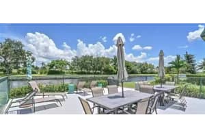 600 Valley Stream Dr, Naples, FL 34113, Sold 02/07/23