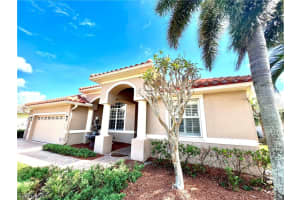 9812 Mar Largo Cir, Fort Myers, FL 33919, Sold 12/16/22