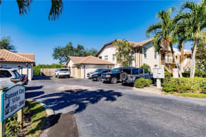 266 Newport Dr, Naples, FL 34114, Sold 02/15/23