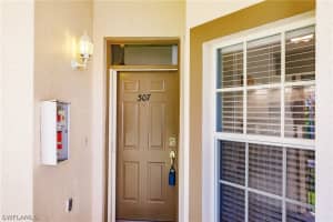 266 Newport Dr, Naples, FL 34114, Sold 02/15/23