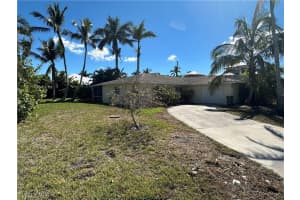 128 W Pago Pago Dr, Naples, FL 34113, Sold 12/07/22