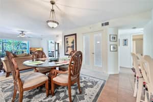 3285 Jessica Ln, Naples, FL 34105, Sold 01/31/23