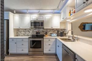 252 Pebble Beach Cir, Naples, FL 34113, Sold 12/12/22