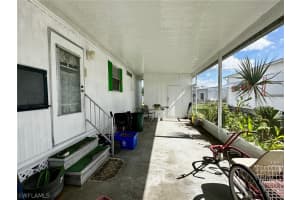 907 Rainbow Ln, North Fort Myers, FL 33917, Sold 11/21/22