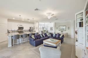 1618 Oceania Dr S Unit 202, Naples, FL 34113, Sold 01/13/23