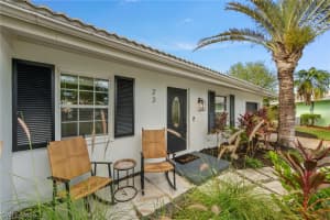 22 Lanai Cir #22, Naples, FL 34112, Sold 12/30/22