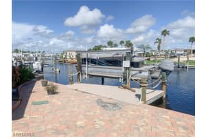 17711 Peppard Dr, Fort Myers Beach, FL 33931, Sold 04/28/23