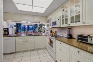 400 Fox Haven Dr, Naples, FL 34104, Sold 12/29/22