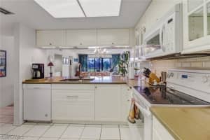 400 Fox Haven Dr, Naples, FL 34104, Sold 12/29/22