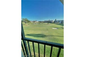 41 High Point Cir S, Naples, FL 34103, Sold 02/16/23