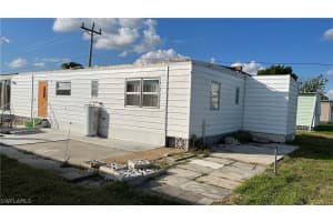 593 Daisy Dr, North Fort Myers, FL 33917, Sold 02/17/23