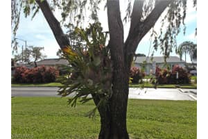4 Pinewood Blvd, Lehigh Acres, FL 33936, Sold 01/26/23