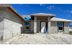 1915 22nd Avenue, Cape Coral, FL 33993 - MLS#222082285