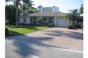 7846 Buccaneer Dr, Fort Myers Beach, FL 33931, Sold 01/03/23
