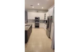 MLS# 222082682, Naples, Florida 34120