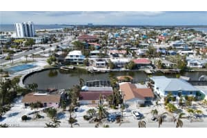 105 Albatross St, Fort Myers Beach, FL 33931, Sold 02/16/23