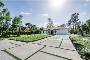 5960 Bur Oaks Ln, Naples, FL 34119, Sold 02/17/23