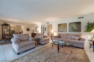 200 Wyndemere Way, Naples, FL 34105, Sold 04/06/23