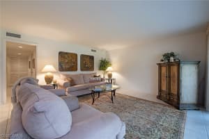 200 Wyndemere Way, Naples, FL 34105, Sold 04/06/23
