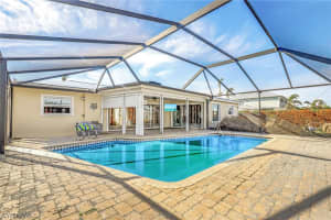 9 Sunview Blvd, Fort Myers Beach, FL 33931, Sold 03/15/23