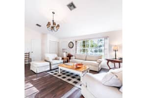 4060 Vine Ln, Naples, FL 34112, Sold 01/25/23
