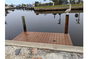 17 Fairview Blvd, Fort Myers Beach, FL 33931, Sold 12/05/22