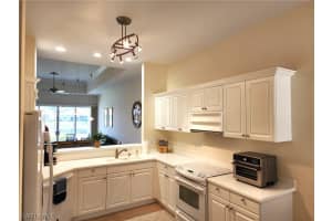 7918 Haven Dr, Naples, FL 34104, Sold 02/21/23