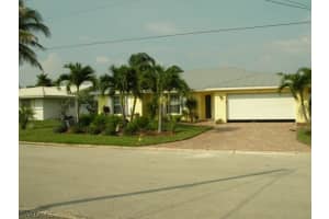 5 Palmview Blvd, Fort Myers Beach, FL 33931, Sold 01/31/23