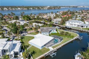 2150 Shad Ct, Naples, FL 34102, Sold 04/05/23