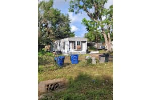 344 Redlin St, North Fort Myers, FL 33903, Sold 01/10/23
