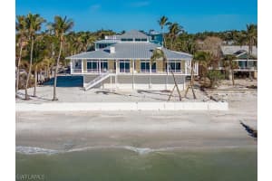 40 32nd Ave S, Naples, FL 34102, Sold 01/24/23