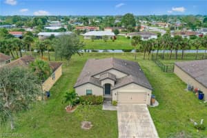 407 Shadow Lakes Dr, Lehigh Acres, FL 33974, Sold 05/23/23