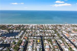 425 17th Ave S, Naples, FL 34102, Sold 04/06/23