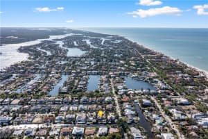 425 17th Ave S, Naples, FL 34102, Sold 04/06/23