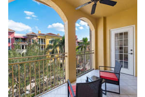 410 Bayfront Pl, Naples, FL 34102, Sold 03/31/23