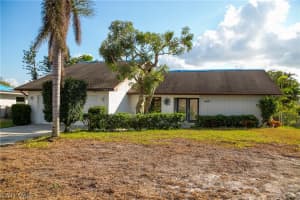 6031 Perthshire Ln, Fort Myers, FL 33908, Sold 01/17/23