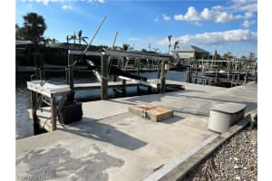 16 Palmview Blvd, Fort Myers Beach, FL 33931, Sold 02/24/23