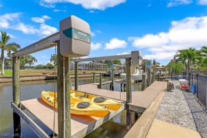 207 6th St, Bonita Springs, FL 34134, Sold 01/13/23
