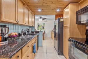 2366 E Mall Dr APT 114, Fort Myers, FL 33901, Sold 04/28/23