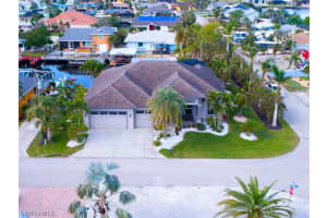 12321 Boat Shell Dr, Matlacha Isles, FL 33991, Sold 02/03/23