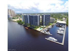 1900 Virginia Ave APT 1302, Fort Myers, FL 33901, Sold 04/24/23